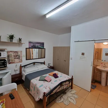 Nicosia Rooms Studios Nicosia